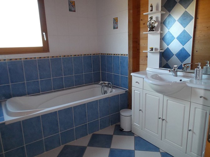 beaulieu-sous-bressuire-chambres-dhotes-vallons-de-la-soriniere-salle-de-bain