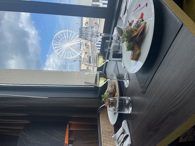 la-voile-blanche-plats