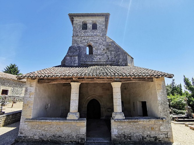Façade, porche et portail de l'église Notre-Dame - Saint-Aubin-de-Branne