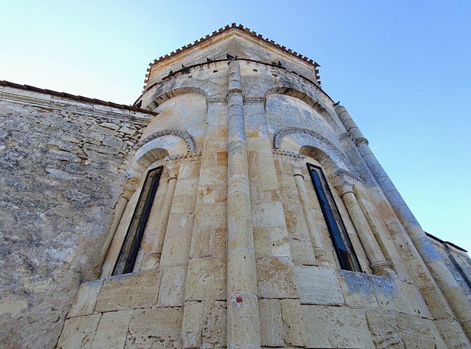 Chevet de l'église Saint-Magne - Saint-Magne-de-Castillon