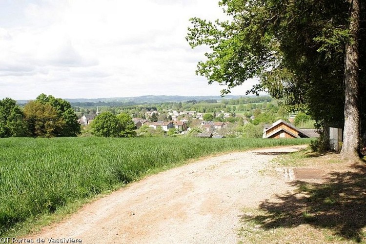 Panoramic view over the village of Bujaleuf
