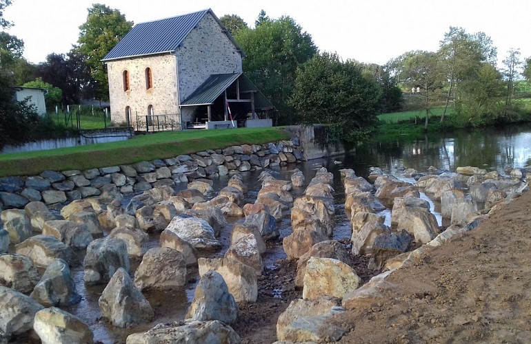 La passe à enrochement du moulin neuf