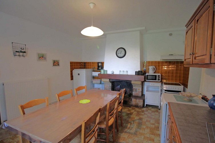 Gîte de Serre sur la commune d'Augne en Haute-Vienne (Limousin en Nouvelle Aquitaine)- cuisine_7