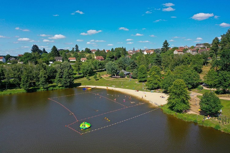 DroneplandeauRoussilleChatelusmalvaleix23_©CreuseTourisme(3)
