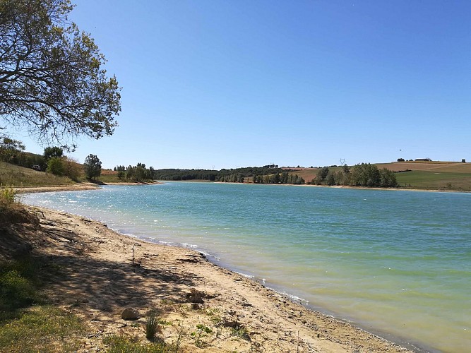 Lac de Bourg-Saint-Bernard