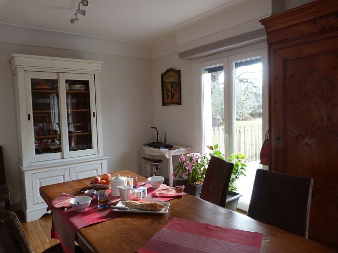 Ancolie des Pyrénées - Petit déjeuner (Laurioux Marie-Noëlle)