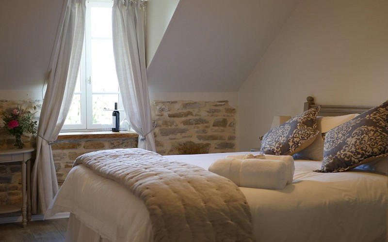 Chambre-d-Hotes-Secret-Pyrenees---Chambre-II--Tobias-MEWS-