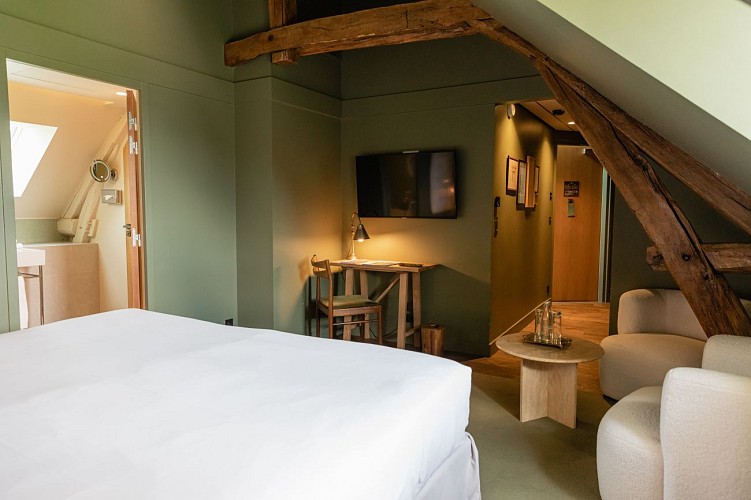 LesSourcesDeCheverny_Supérieure_amandier__©itshenriette (4)