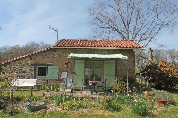 Chambre d'hôtes "Bellevue" à Saint Priest sous Aixe en Haute-Vienne (Nouvelle Aquitaine)_2