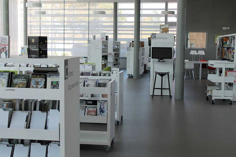 Médiathèque Hagetmau 5