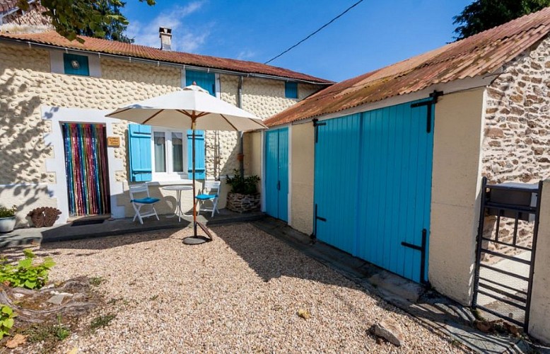 ._Lime-Tree-Gite_Exterior