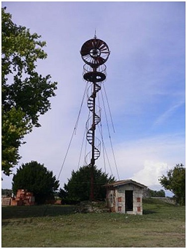 Divers - Eolienne Bollée - Saint-germain-d'esteuil