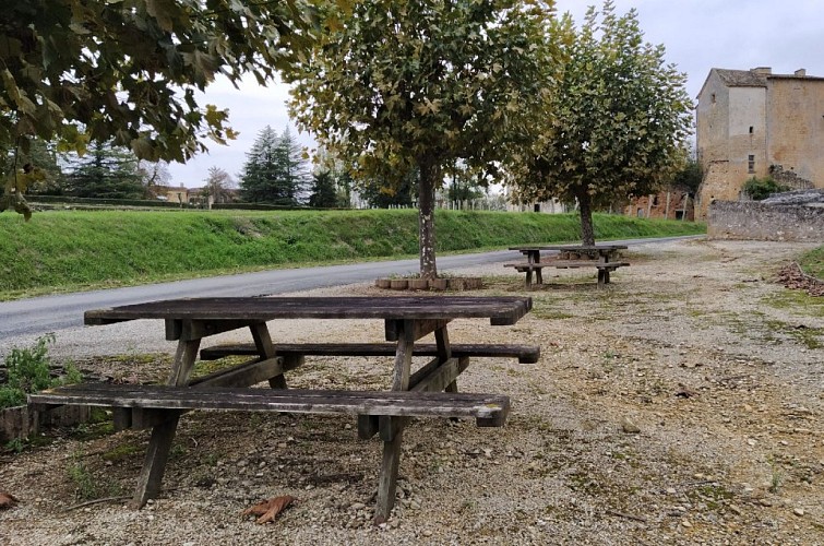 Ste Croix de beaumont 2 bon format