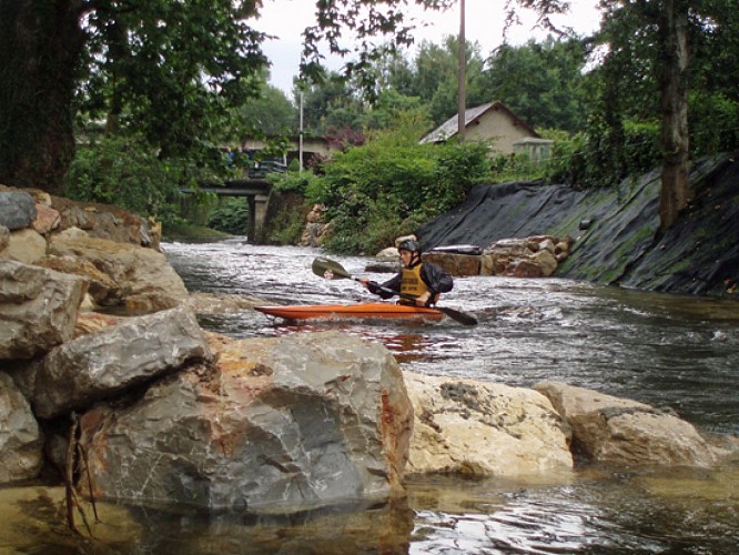 Parcours d'eaux vives sur la Dordogne