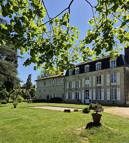 Masbareau photo de face cote arrivee 1f6ad7bd-3d03-4f5b-9022-7ae21a03a467~1