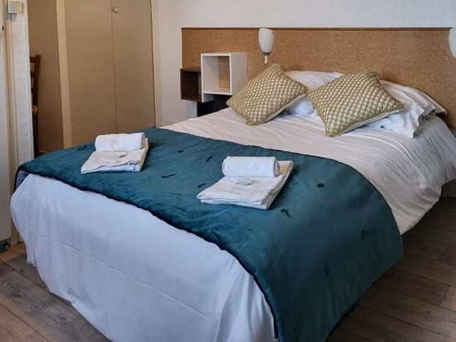 chambre-hotel-de-normandie-1