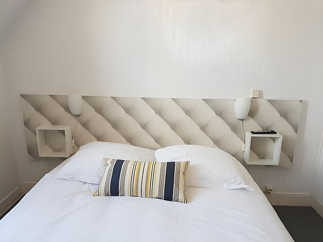 chambre-2-hotel-de-normandie