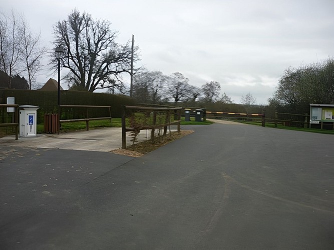 Aire de Camping car de Loudon dans le Calvados, Normandie