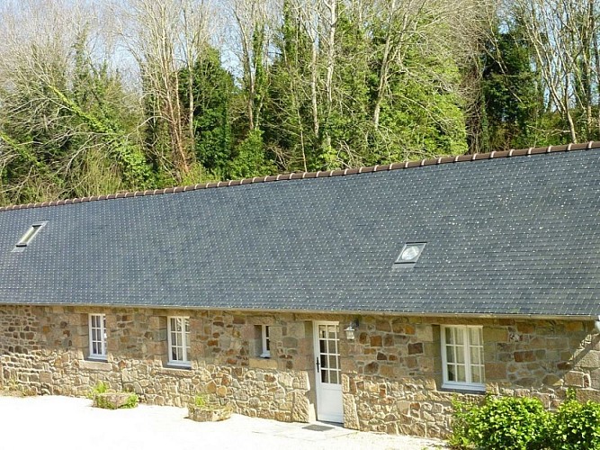 La longère du moulin de Kerguien