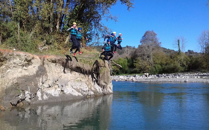 Evasieau rafting gave de Pau Nay Lourdes