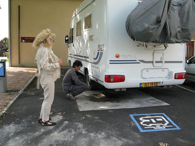 aires de services saint savin