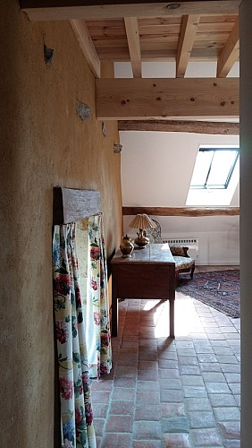 11. Passage de la chambre 1 vers le séjour