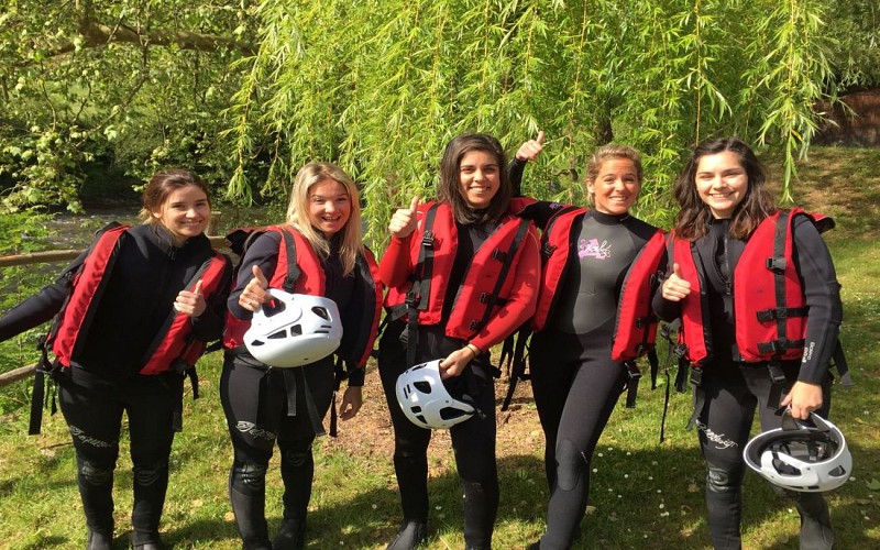 Le groupe des filles-HD