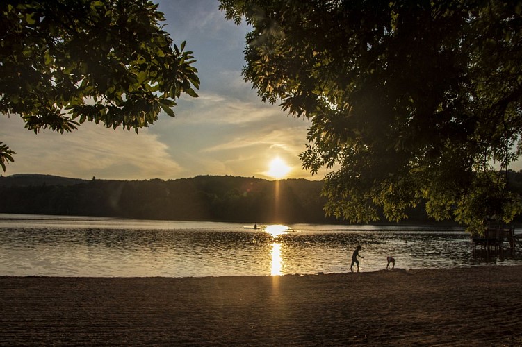 Montagnès lake