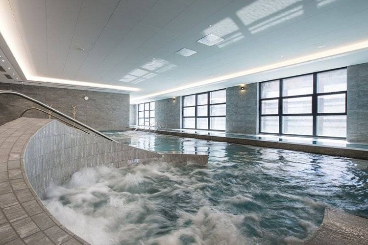 Grand spa thermal de Brides-Les-Bains