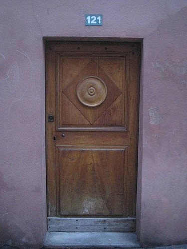 Une porte ancienne de la Grande Rue de Bourg Saint Maurice