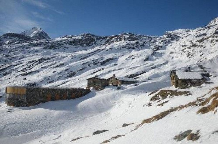 Refuge de L'Arpont. Réhabilitation 2015.