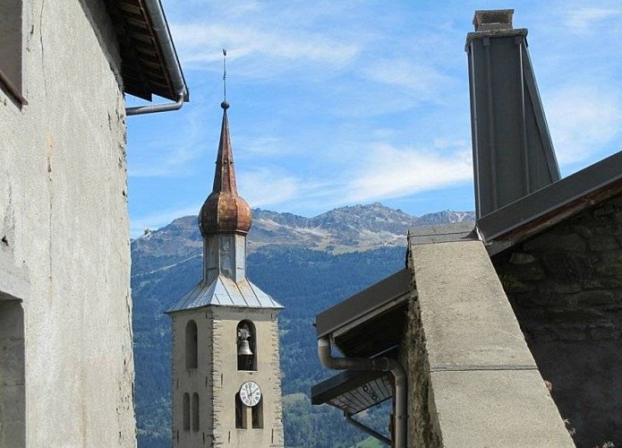 Clocher de l'église Saint Martin de Tours