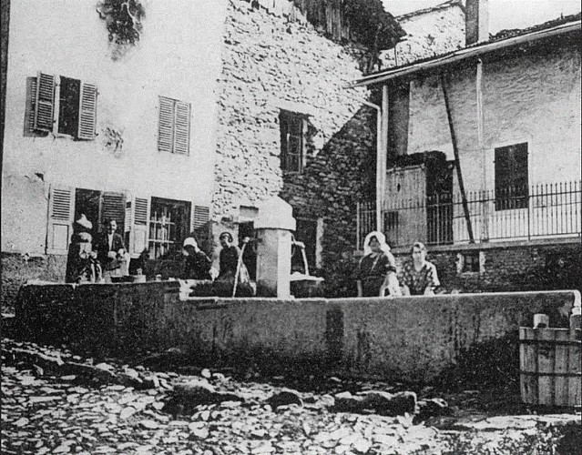 Photo ancienne d'un bachal à Vulmix