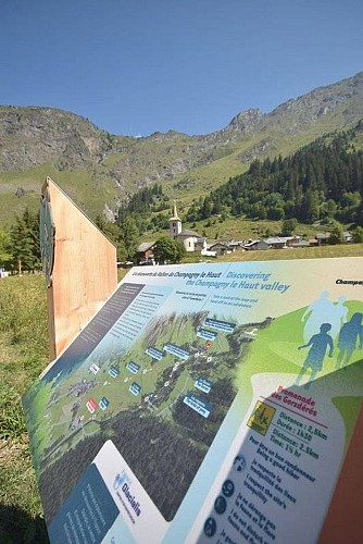 Panneau explicatif de la promenade des Gorzdérés