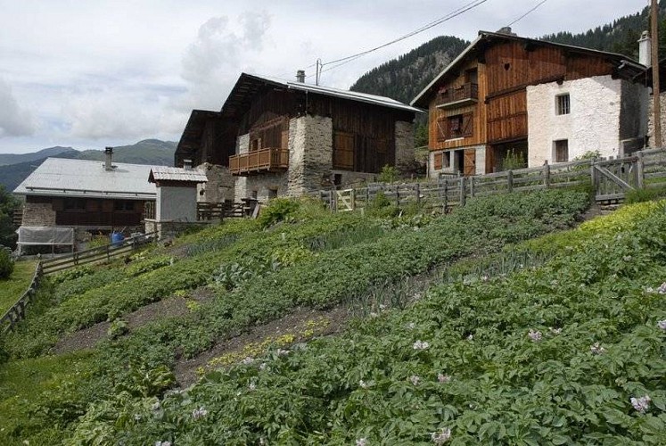 The hamlet of Mollard