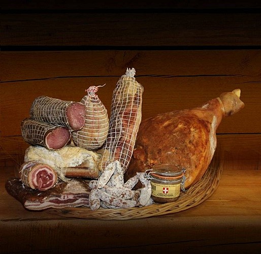 Plateau des produits des Salaisons de la Dent du Villard