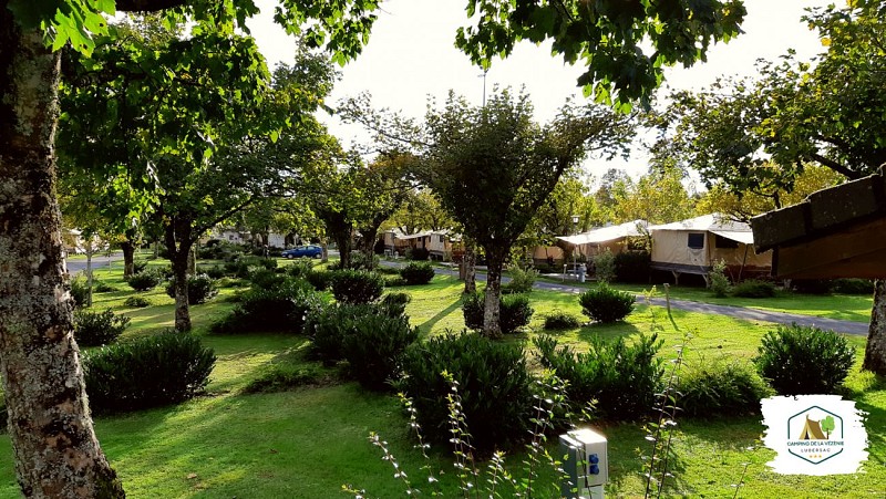 Camping de la Vézénie