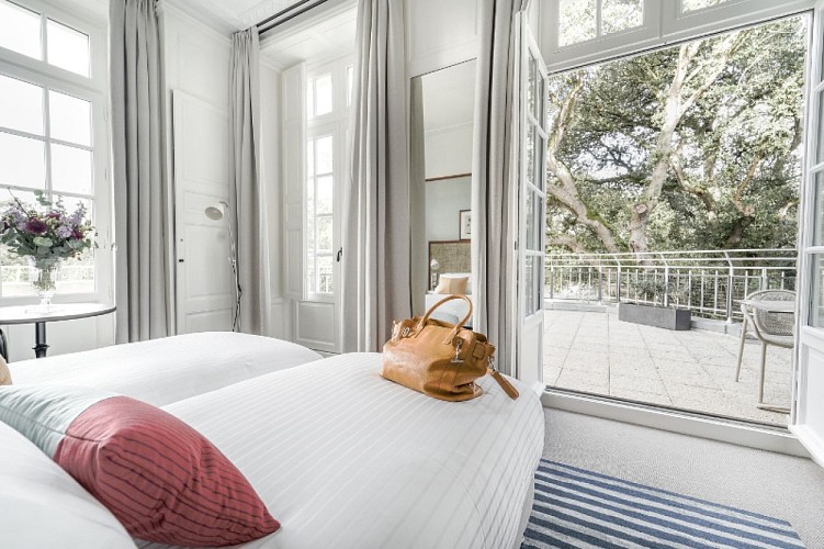 HÔTEL LA VILLA ARTHUS BERTRAND