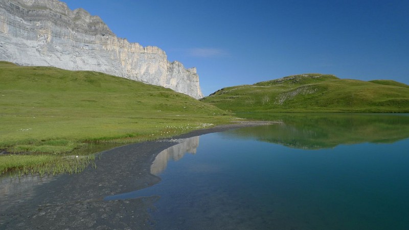 Lake: Lac d'Anterne