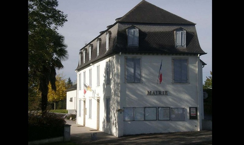 Aire pique nique - Aubertin- chemin de Pépic