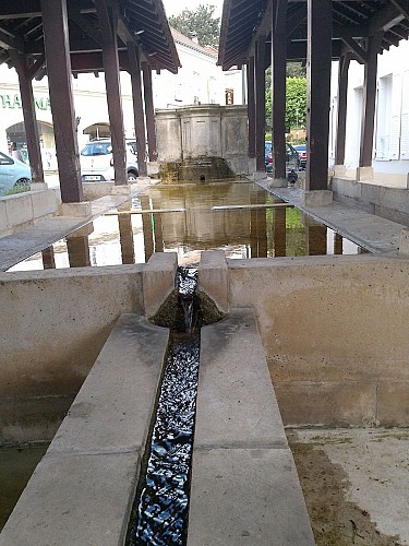 Fontaine-Lavoir.