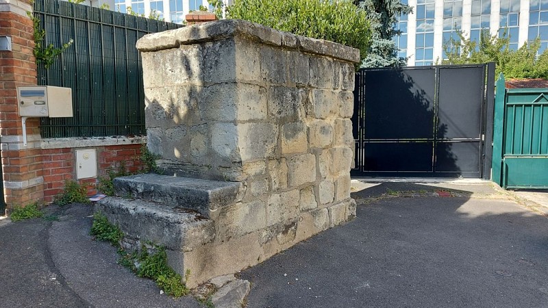 Regard XVII Aqueduc Médicis