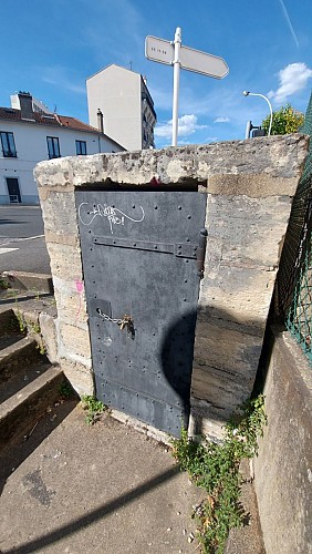 Regard XVIII Aqueduc Médicis