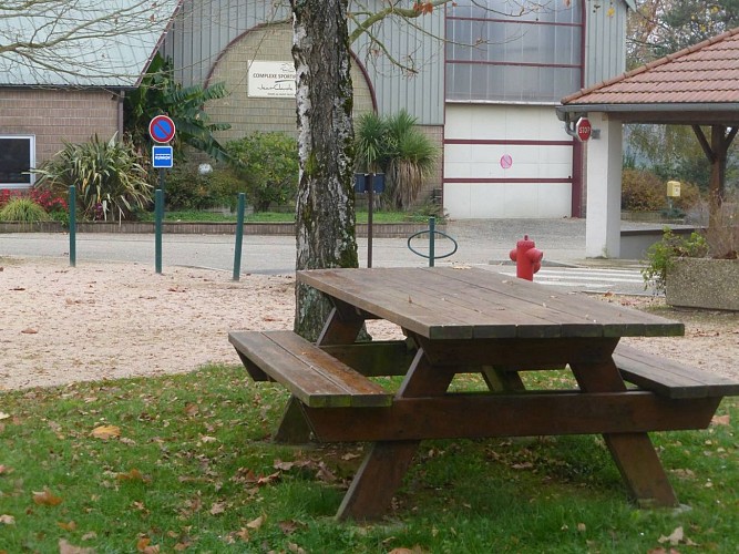 Aire pique-nique - St Faust - 1