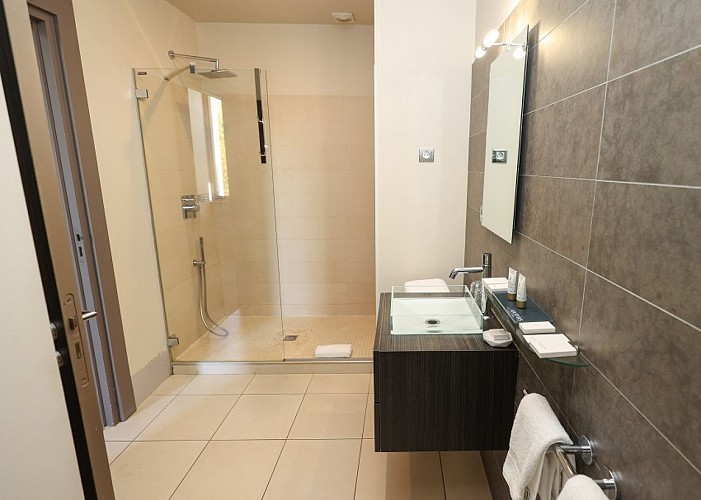 hotel-chateau-lacan-chambre-superieure-ange (3)