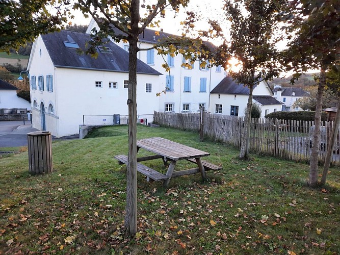 Aire de pique-nique Lys3