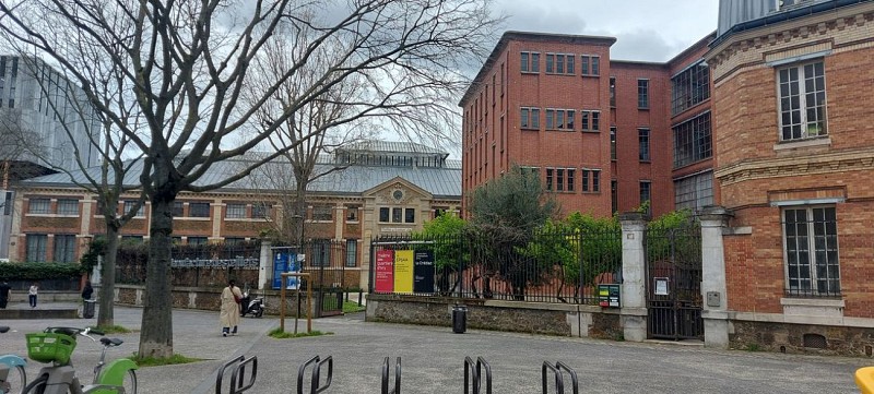 La manufacture des œillets