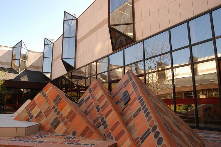 médiathèque-lemans-72-el-1