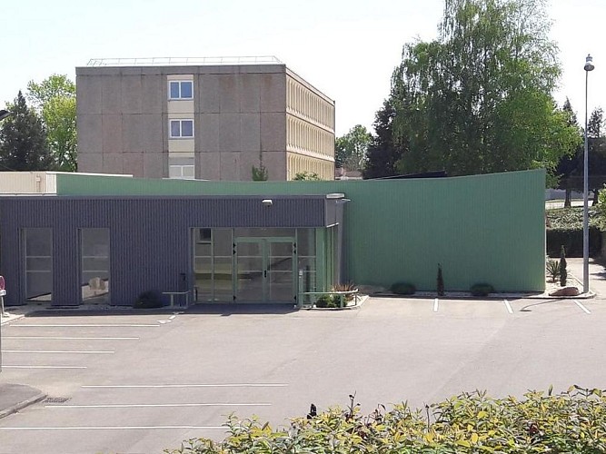 Piscine &amp; Parking