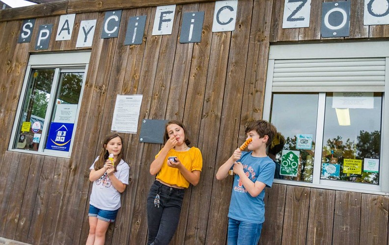 Spaycific' Zoo- Devanture